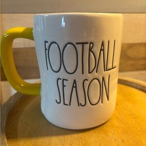 Rae Dunn Peanuts Mug - Football Season